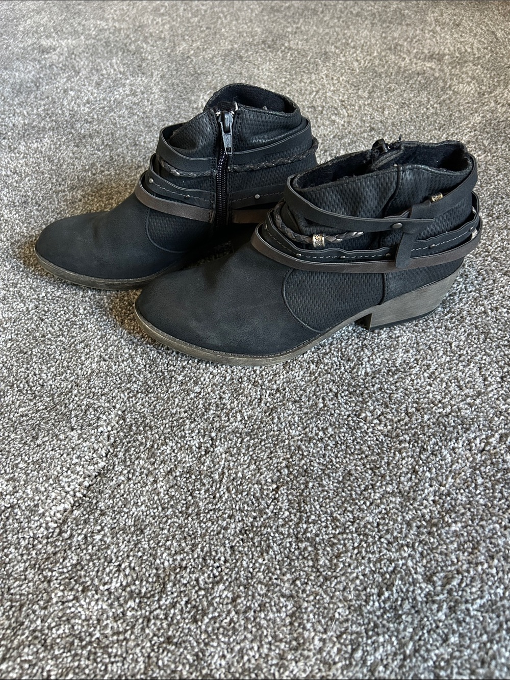 SO Black Wrap-Detail Ankle Booties 7.5